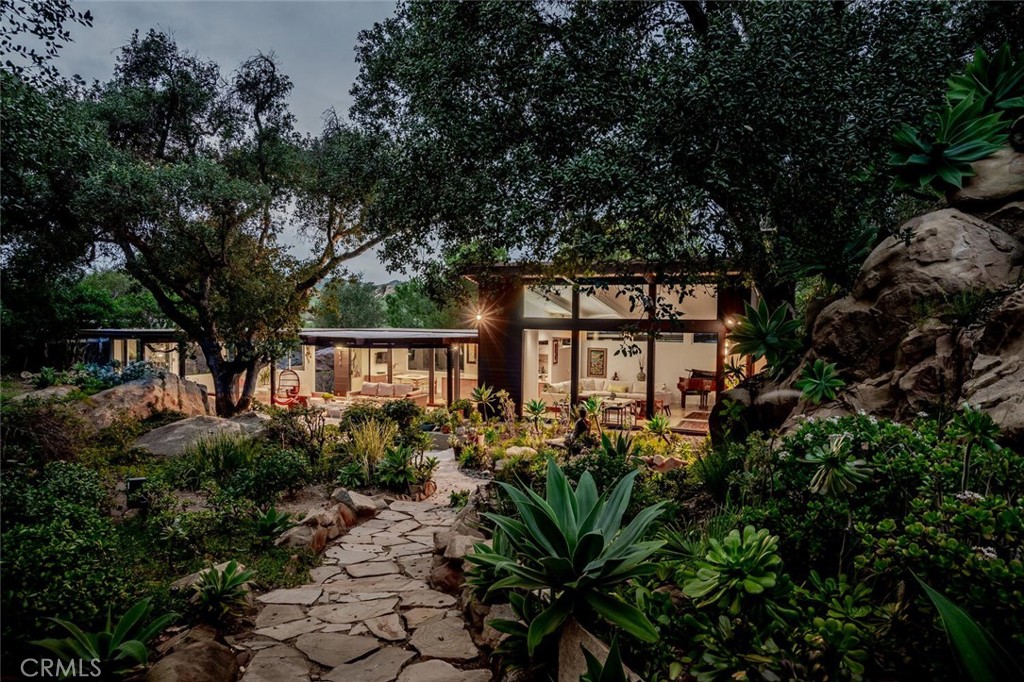 132 Stagecoach Road Bell Canyon, CA 91307 - Photo 11 of 64