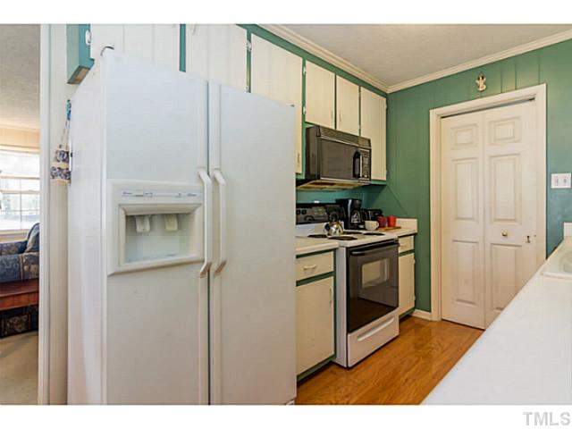 1932 Snow Hill Road Durham, NC 27712 - Photo 8 of 23 Gallery Image 8