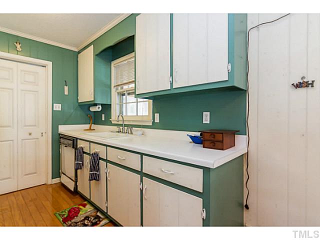 1932 Snow Hill Road Durham, NC 27712 - Photo 9 of 23 Gallery Image 9