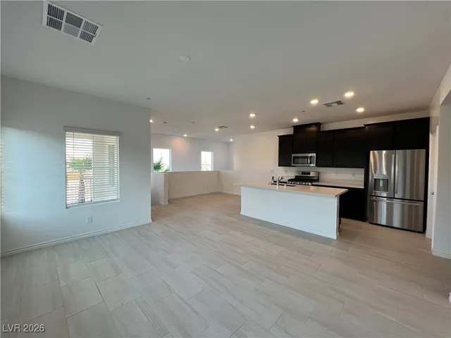 $1,865 | 274 Callen Falls Avenue, Unit 1125, Henderson, NV 89011