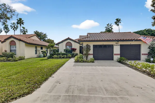 $299,999 | 5900 Sunswept Lane, Unit A, Boynton Beach, FL 33437