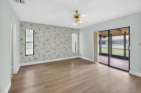 $299,999 | 5900 Sunswept Lane, Unit A, Boynton Beach, FL 33437