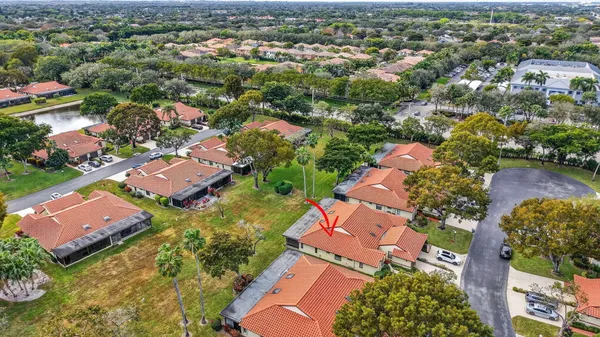 $299,999 | 5900 Sunswept Lane, Unit A, Boynton Beach, FL 33437