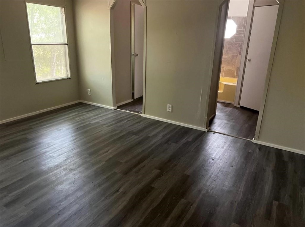 229 North 2nd Street Walnut Springs, TX 76690 - Photo 4 of 6