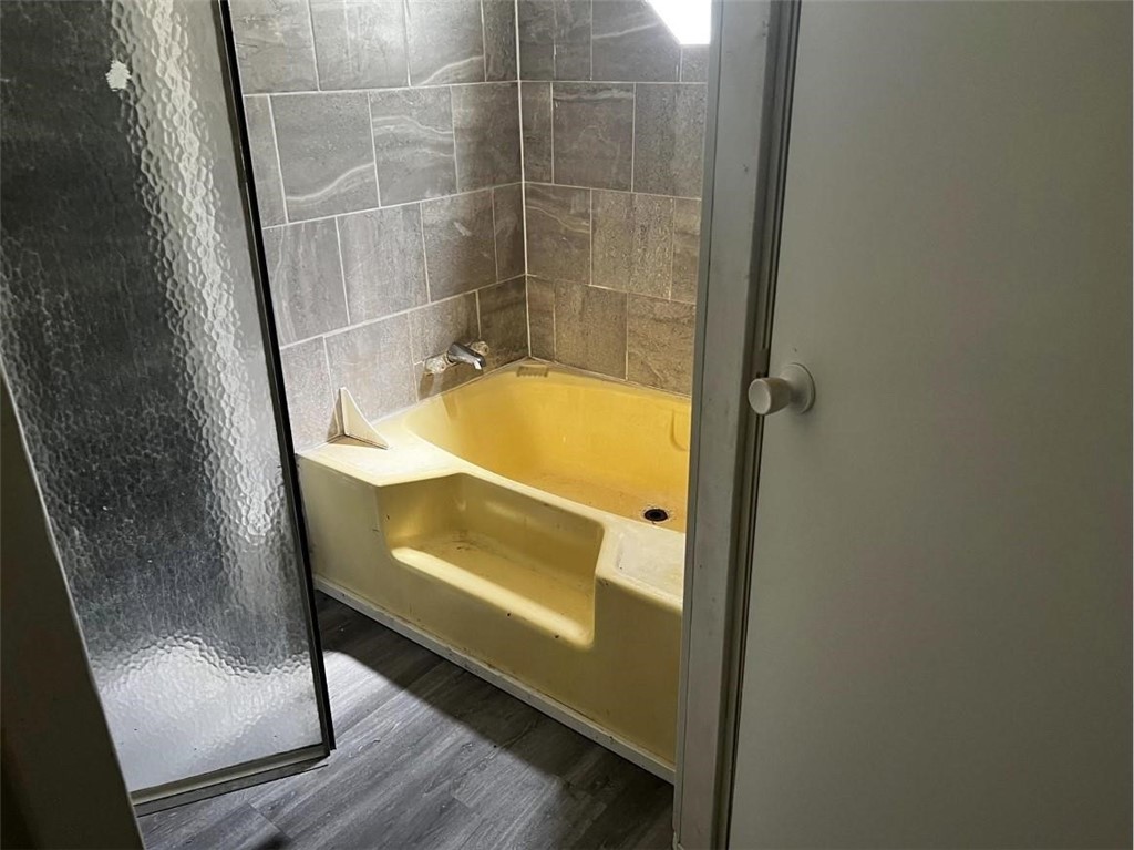 229 North 2nd Street Walnut Springs, TX 76690 - Photo 5 of 6