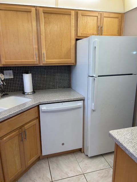 1903 Southwest Palm City Road, Unit 2 Stuart, FL 34994 - Photo 12 of 27 IMG_1376
