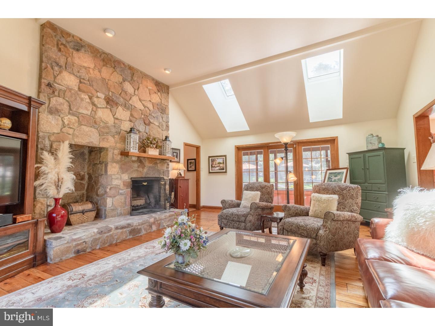 353 High Ridge Road Chadds Ford, PA 19317 - Photo 10 of 25 Family Room