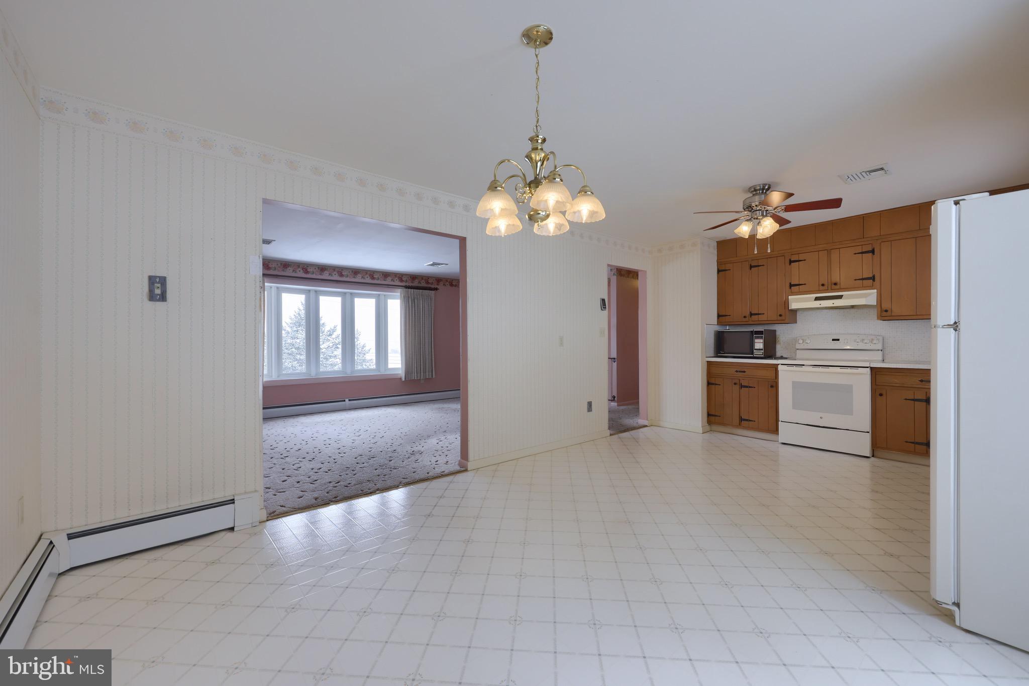 360 Sandy Hill Road Denver, PA 17517 - Photo 29 of 47 Dining