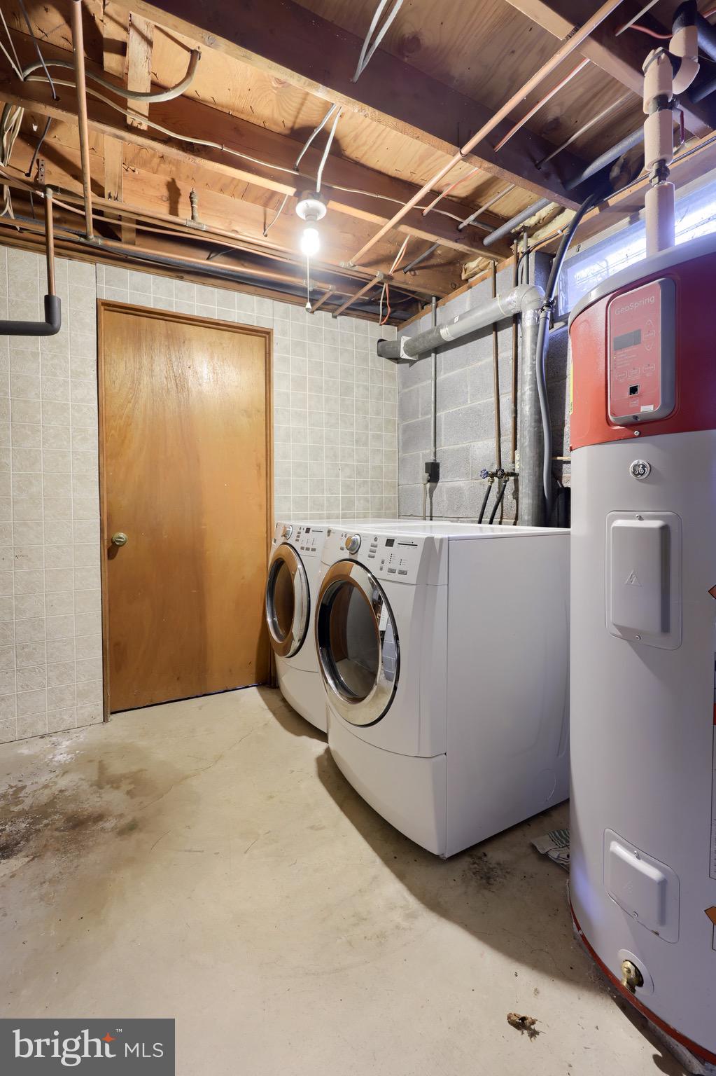 360 Sandy Hill Road Denver, PA 17517 - Photo 42 of 47 Lower level laundry