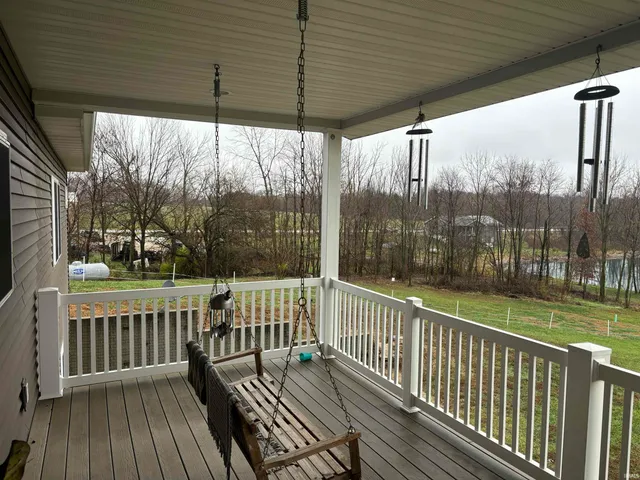 8909 East 200 North, Loogootee, IN 47553