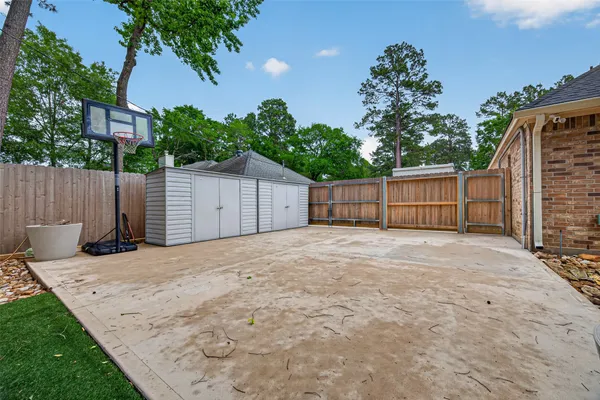 $575,000 | 419 Box Elder Drive, Magnolia, TX 77354