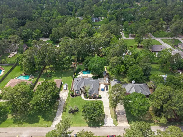$575,000 | 419 Box Elder Drive, Magnolia, TX 77354