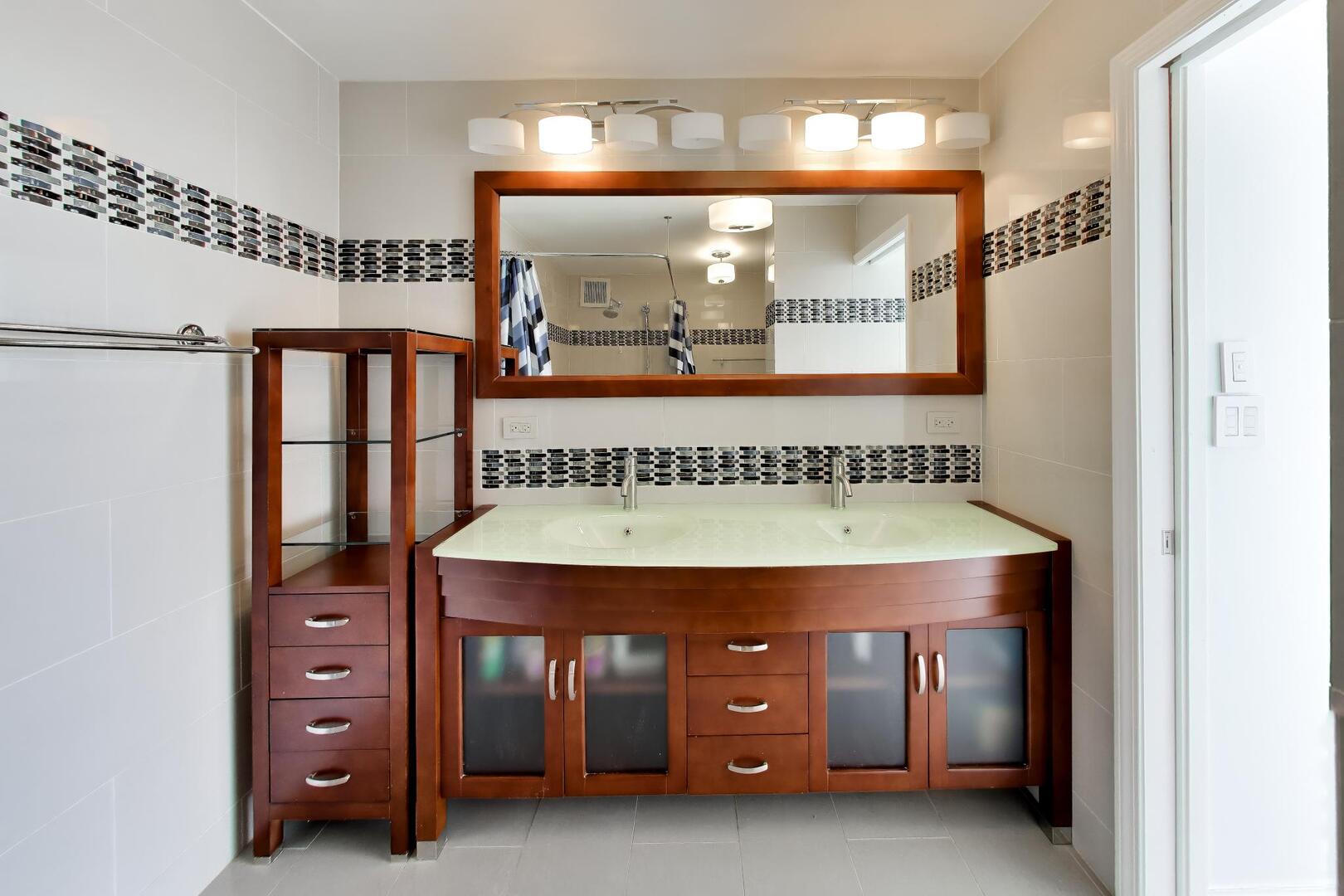 655 West Irving Park Road, Unit 2801 Chicago, IL 60613 - Photo 13 of 23 Gallery Image 13