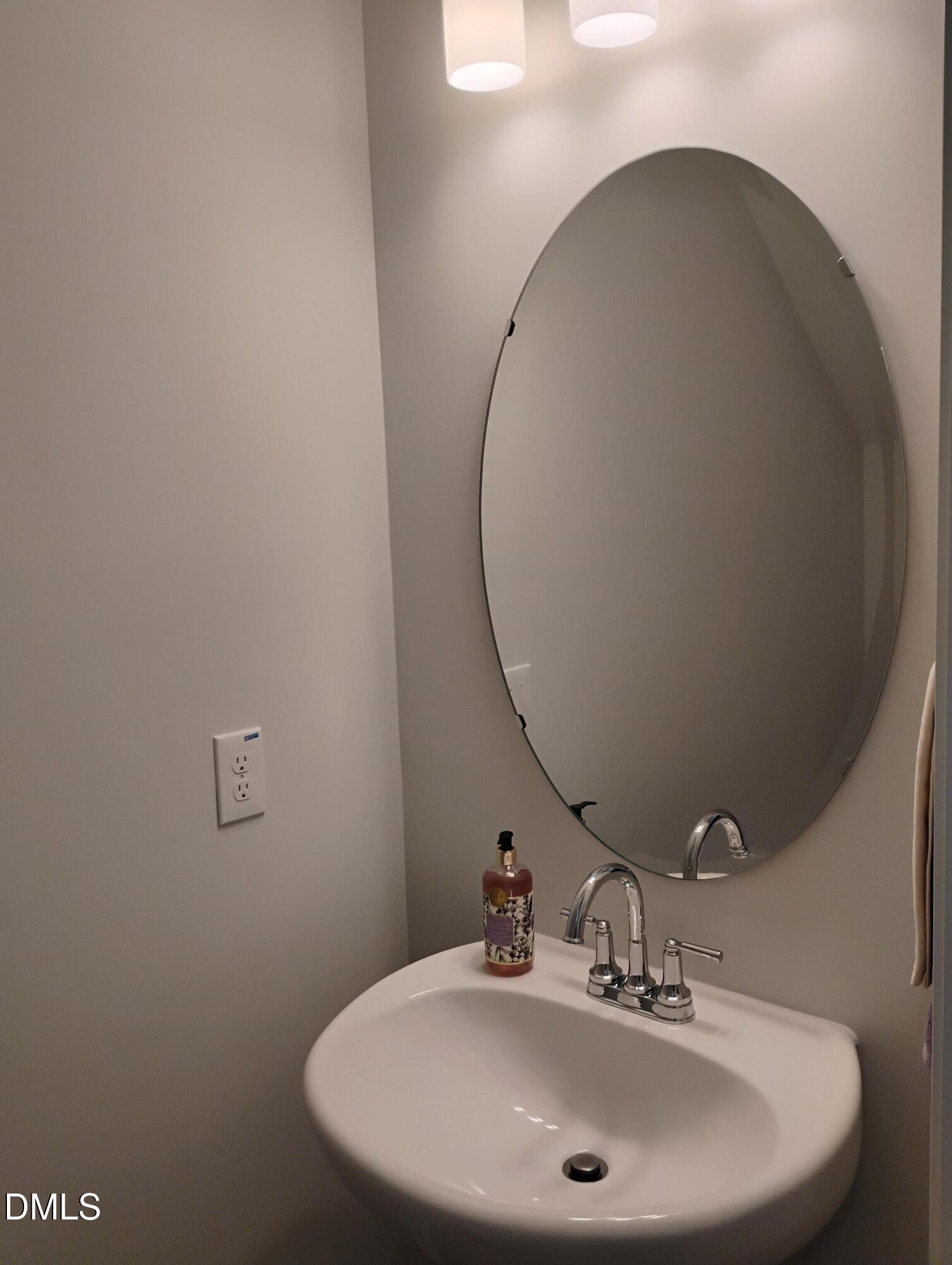 1124 Bell Heather Road Durham, NC 27703 - Photo 21 of 57