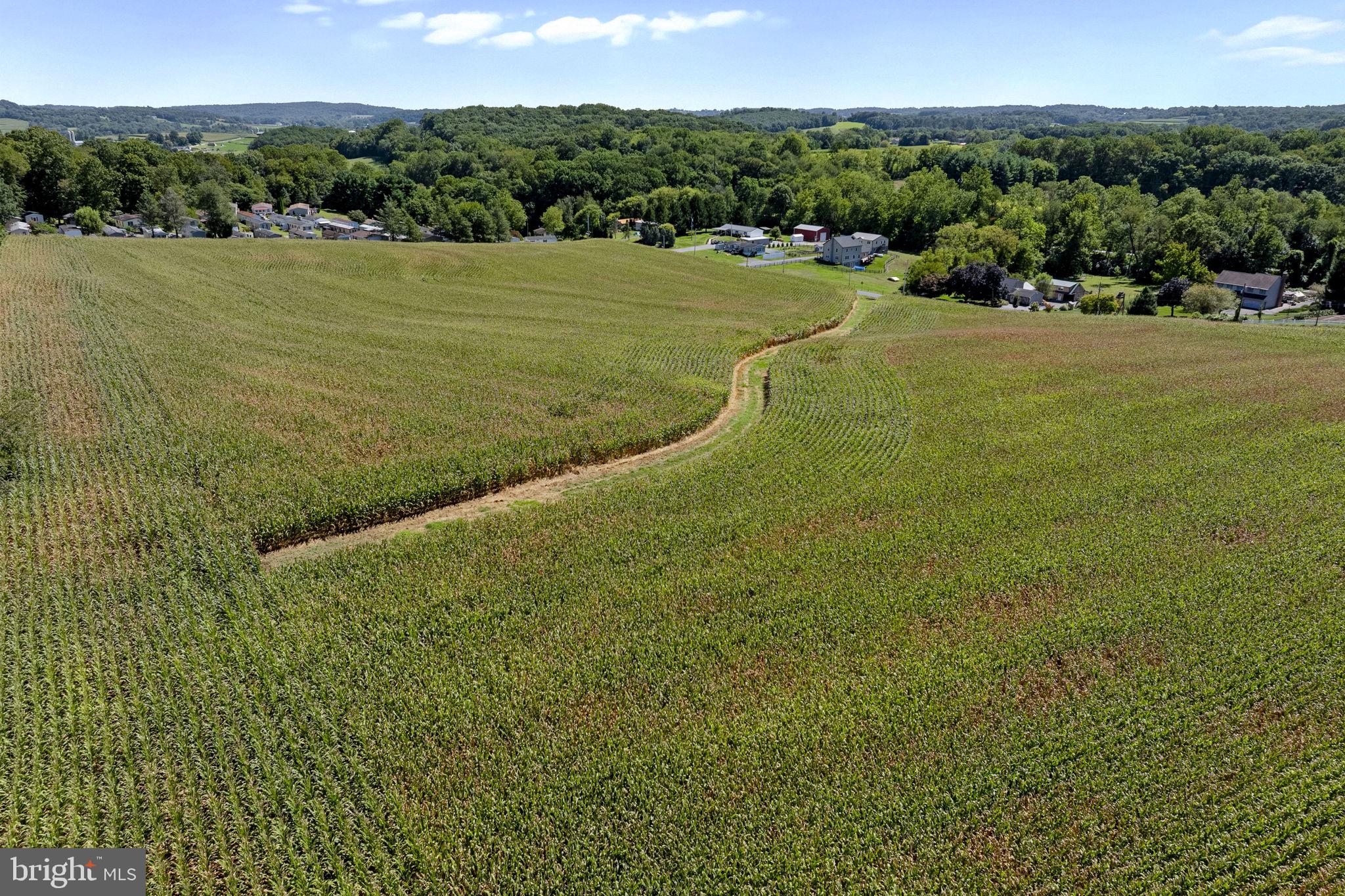 497 Pennsy Road New Providence, PA 17560 - Photo 6 of 7 a view of a field with an ocean