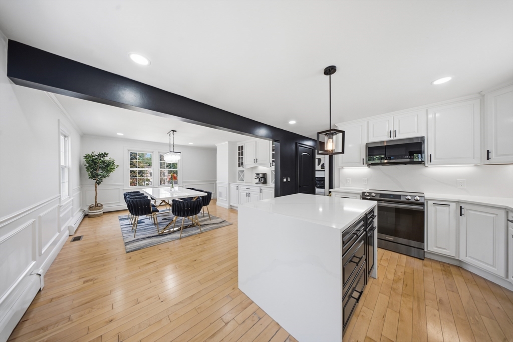 345 Pleasantdale Road Rutland, MA 01543 - Photo 4 of 40