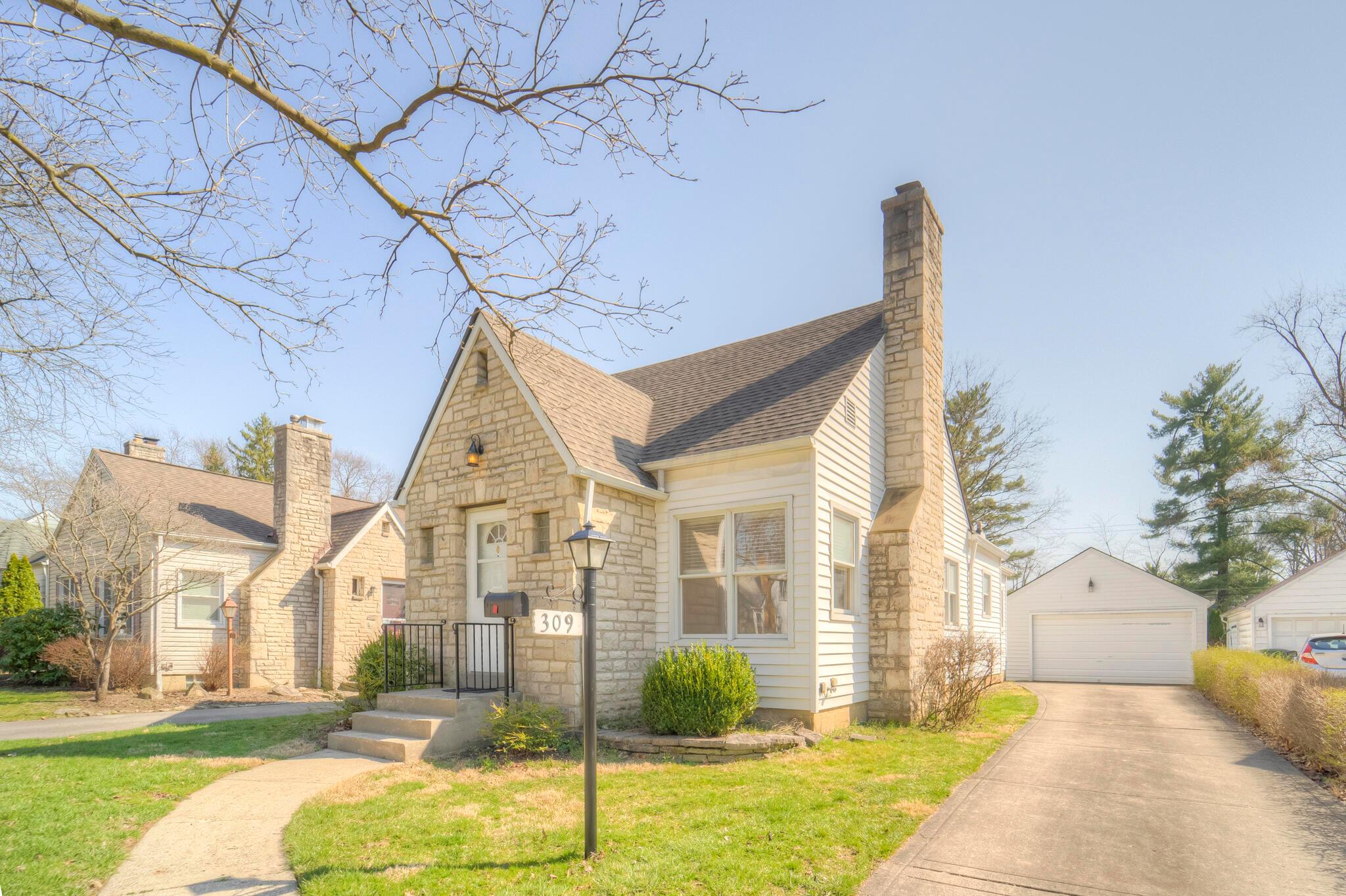 309 East Beaumont Road Columbus, OH 43214 - Photo 26 of 46 Stone Front & Chimney
