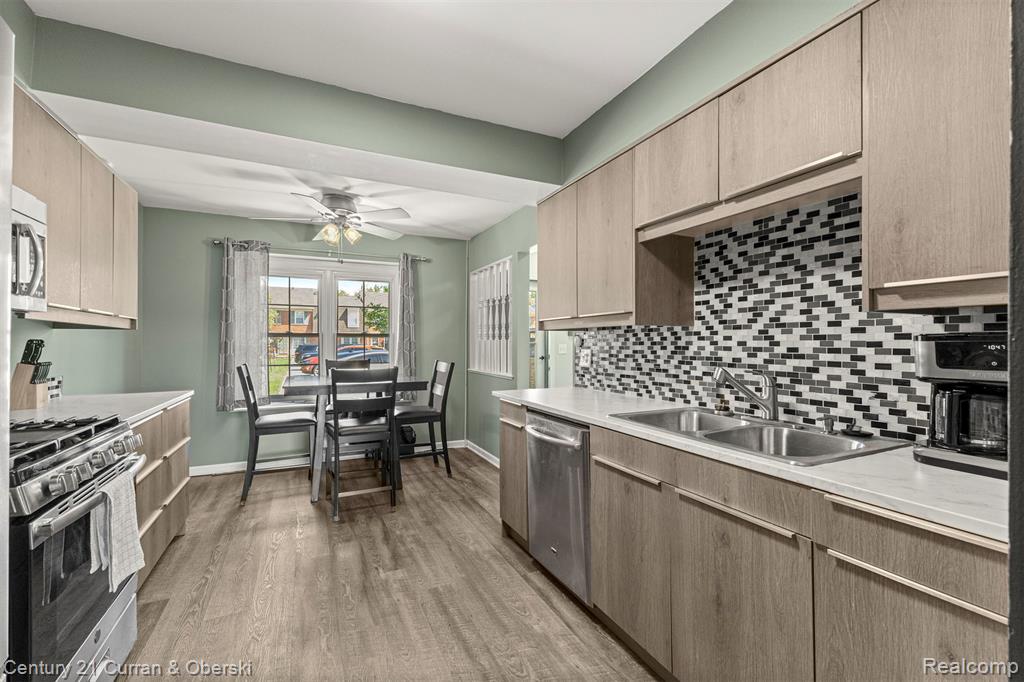 31083 Hoover Road, Unit 12 Warren, MI 48093 - Photo 8 of 39