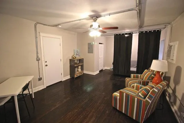 $5,800,000 | 3201-3211 Broadway Street, Kansas City, MO 64111