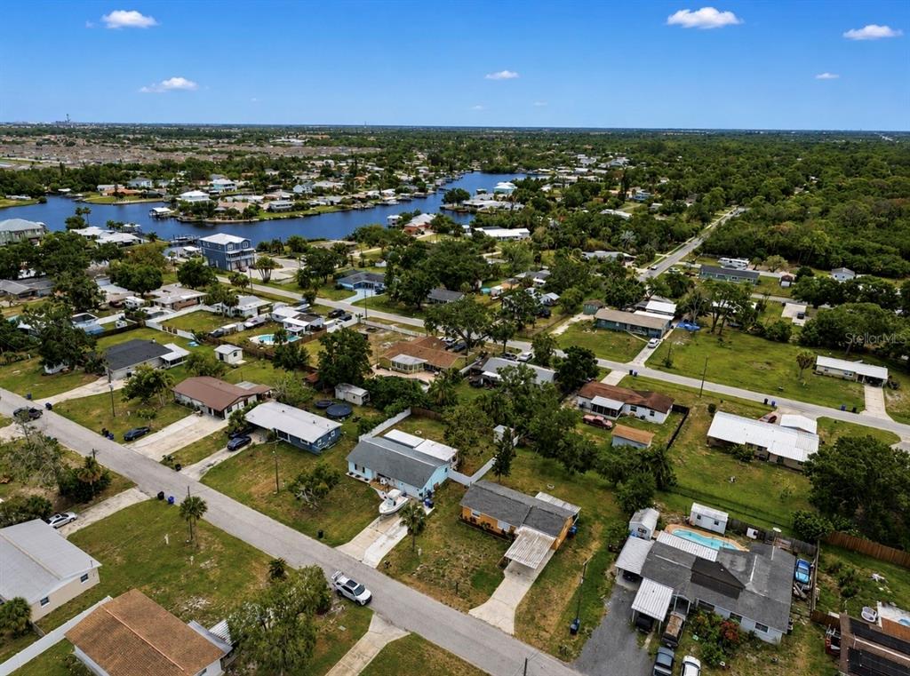 404 12th Street Southwest Ruskin, FL 33570 - Photo 47 of 49