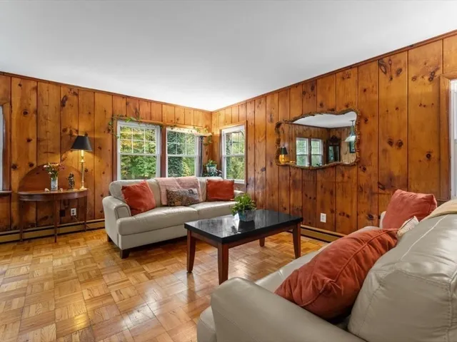 $870,000 | 290 East Street, Westwood, MA 02090