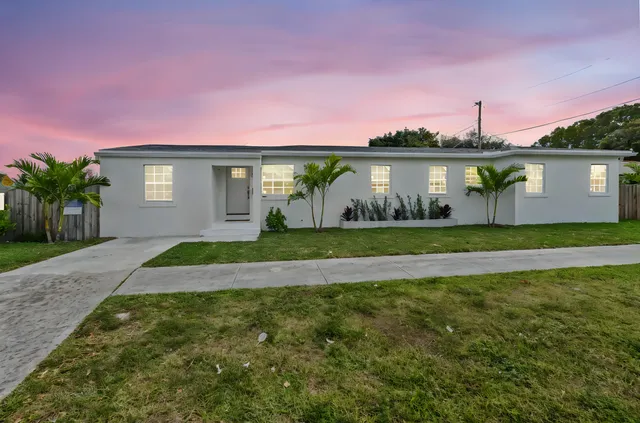 $799,000 | 3400 Parker Avenue, West Palm Beach, FL 33405