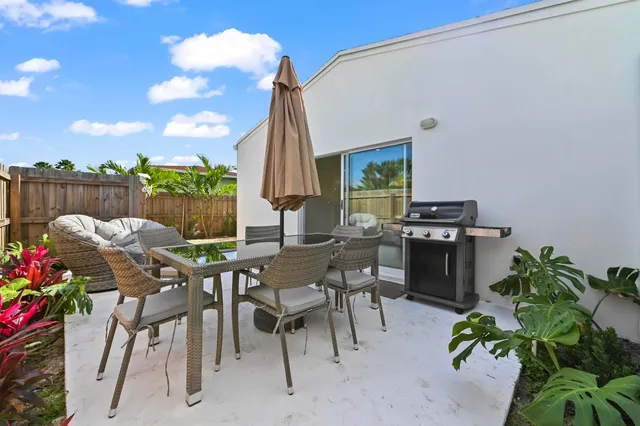 $799,000 | 3400 Parker Avenue, West Palm Beach, FL 33405