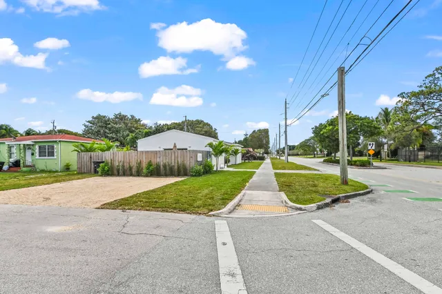 $799,000 | 3400 Parker Avenue, West Palm Beach, FL 33405