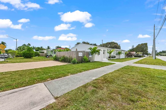 $799,000 | 3400 Parker Avenue, West Palm Beach, FL 33405