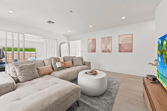 $799,000 | 3400 Parker Avenue, West Palm Beach, FL 33405