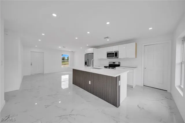 $2,000 | 1029 Winters Street East, Lehigh Acres, FL 33974