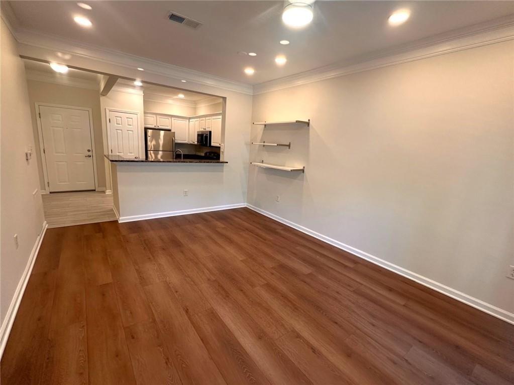 1110 Westchester Ridge Northeast Atlanta, GA 30329 - Photo 4 of 19