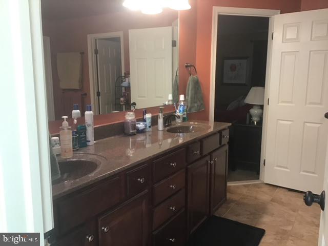 646 Saddle Road Palmyra, PA 17078 - Photo 18 of 18 Master Bath