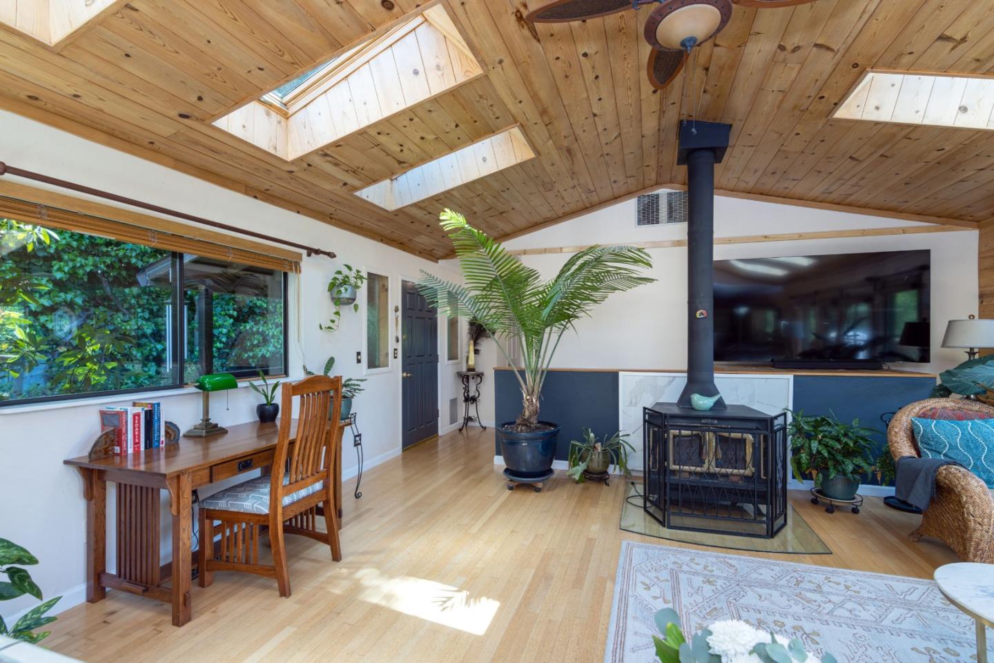 646 Blue Ridge Drive Boulder Creek, CA 95006 - Photo 4 of 41