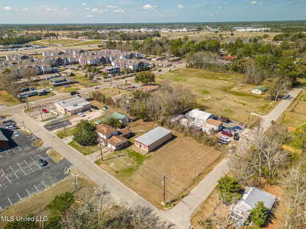 $426,000 | 3222 Toncrey Road, D'Iberville, MS 39540