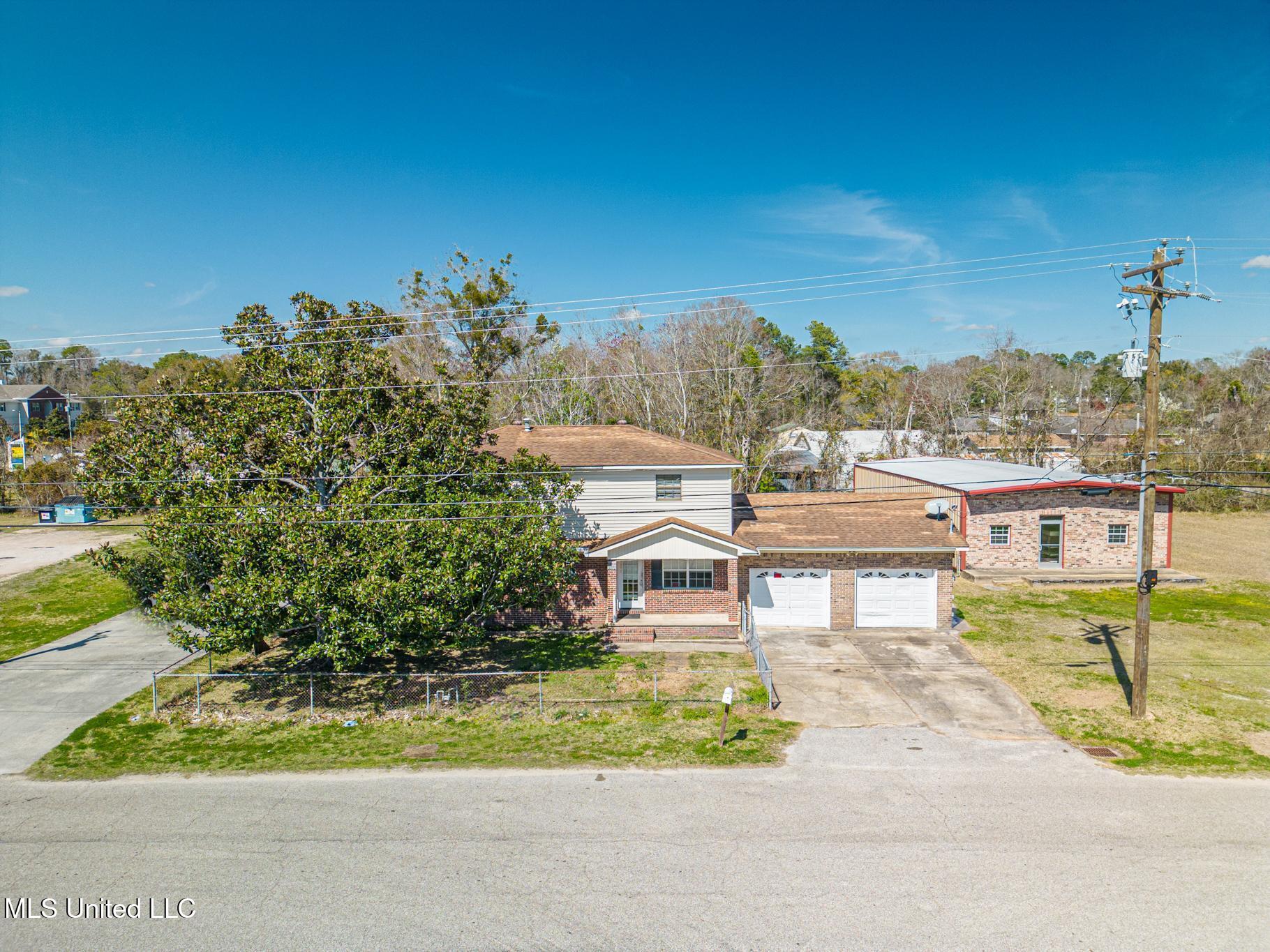 3222 Toncrey Road D'Iberville, MS 39540 - Photo 4 of 20 3222 toncrey 1