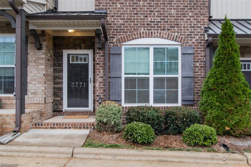 3771 Shadow Ridge Drive High Point, NC 27265 - Photo 3 of 25 Gallery Image 3