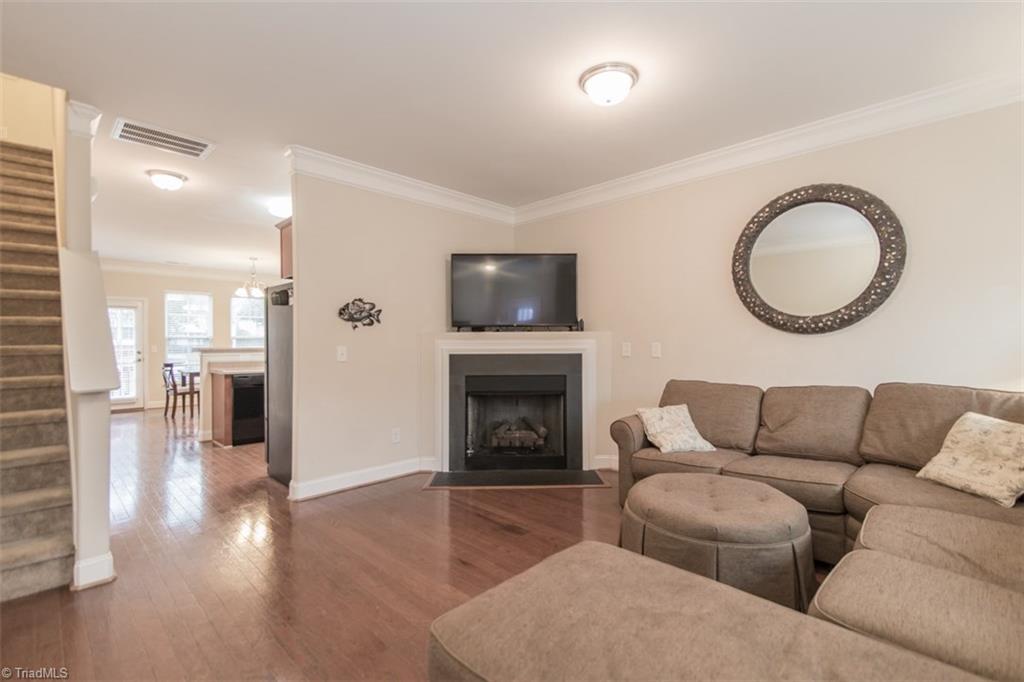 3771 Shadow Ridge Drive High Point, NC 27265 - Photo 4 of 25 Gallery Image 4