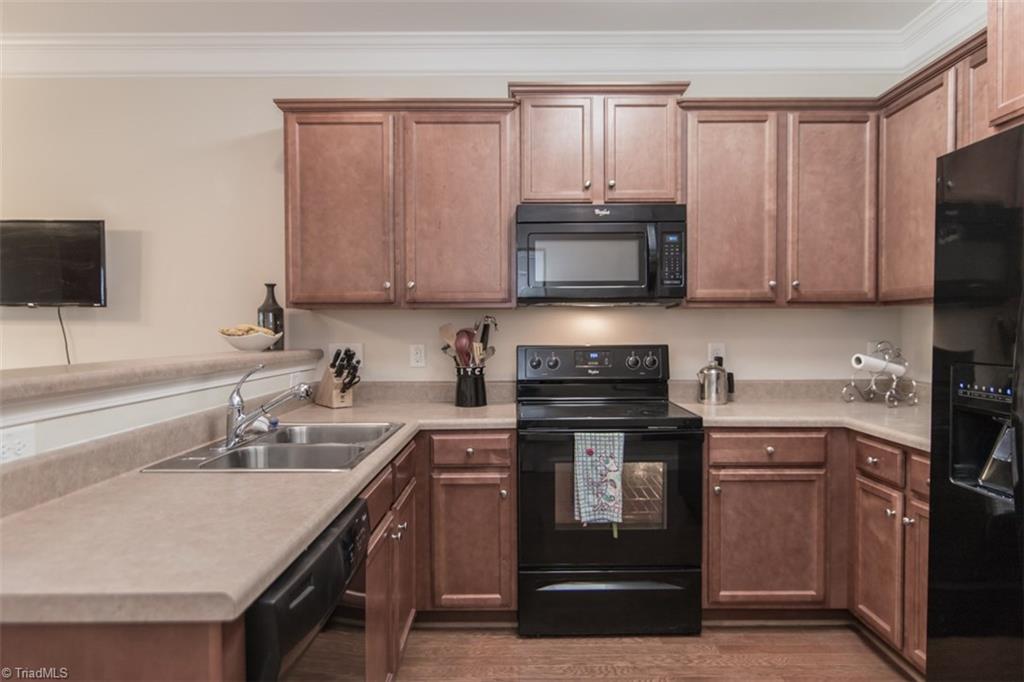 3771 Shadow Ridge Drive High Point, NC 27265 - Photo 8 of 25 Gallery Image 8