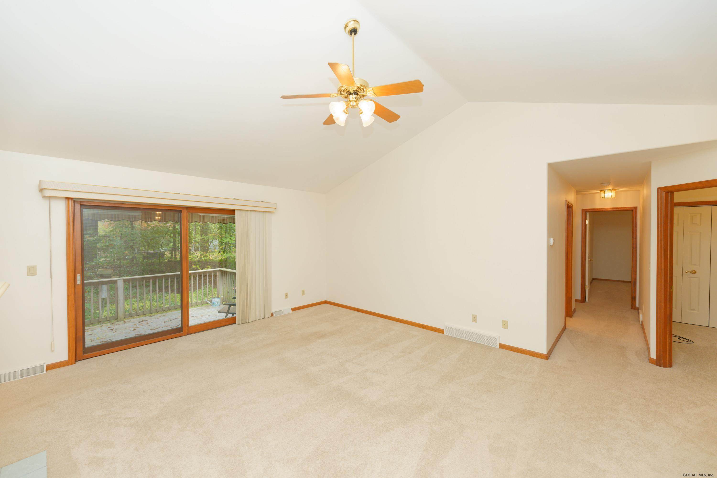 39 Longkill Road Clifton Park, NY 12019 - Photo 9 of 33 Photo 11
