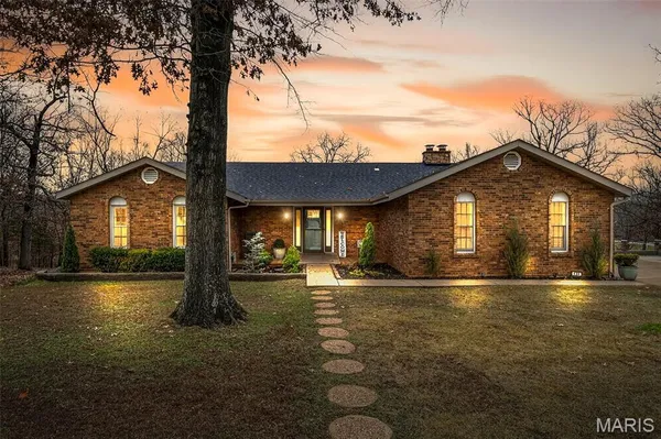 $399,900 | 434 Rue Martel, Bonne Terre, MO 63628