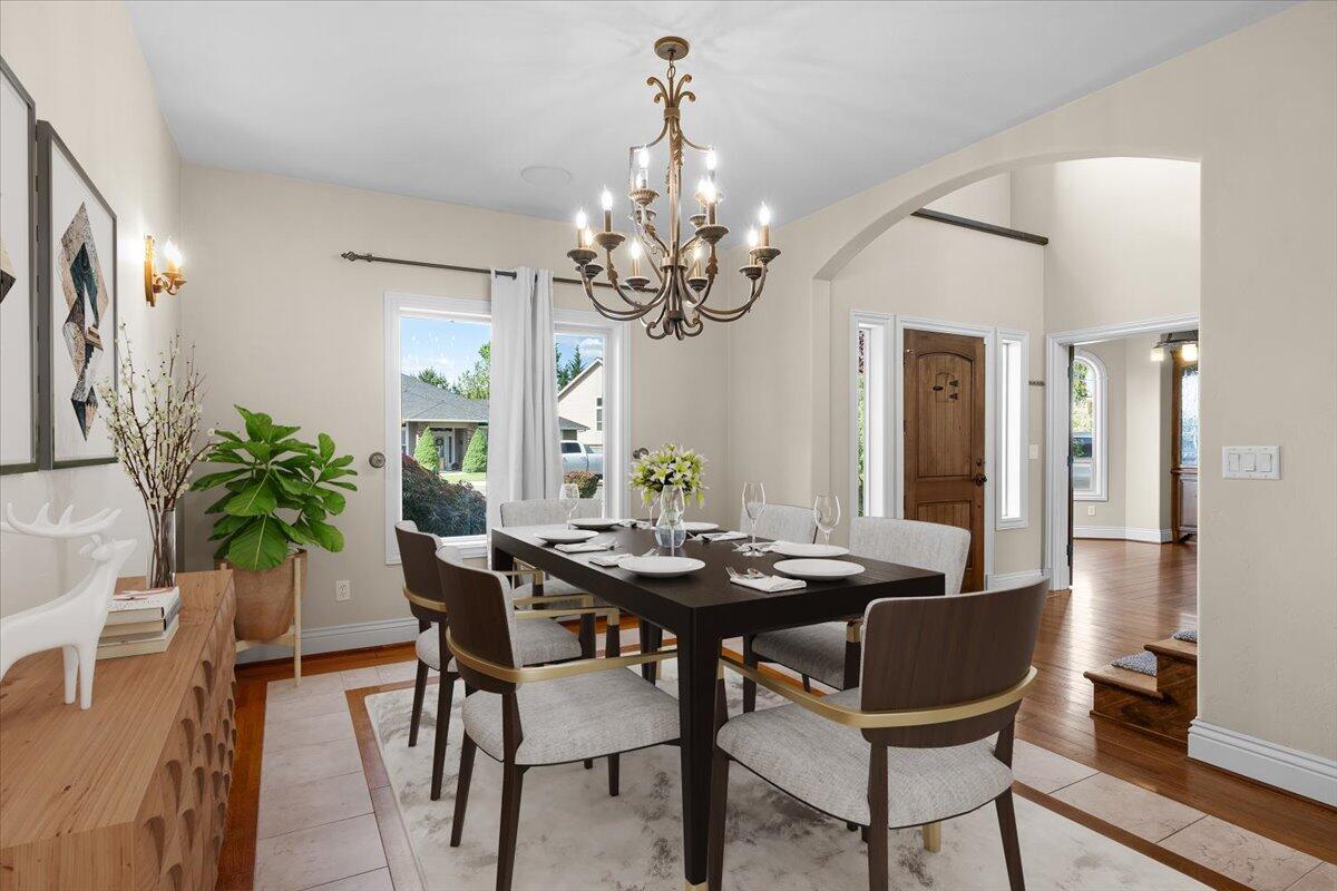 888 Arrowhead Trail Eagle Point, OR 97524 - Photo 6 of 36 3-Dining Room_Final