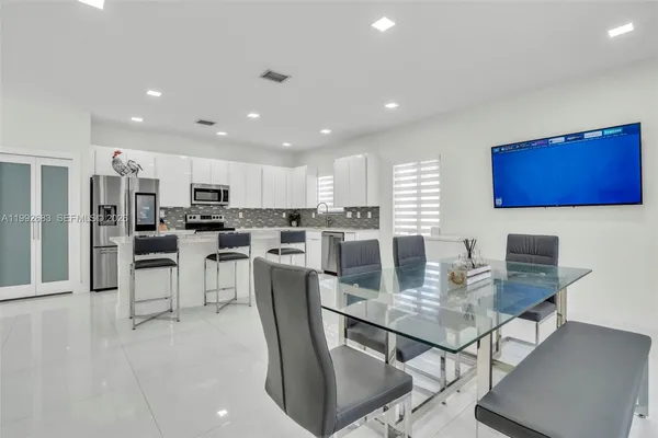 $1,200,000 | 21301 Southwest 132nd Court, Miami, FL 33186
