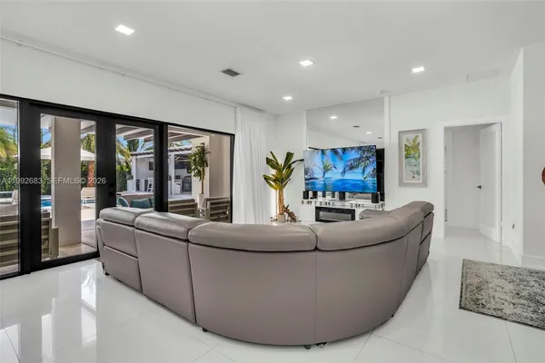 $1,200,000 | 21301 Southwest 132nd Court, Miami, FL 33186