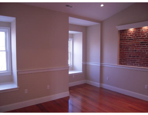 297 K Street, Unit 2 Boston, MA 02127 - Photo 19 of 30