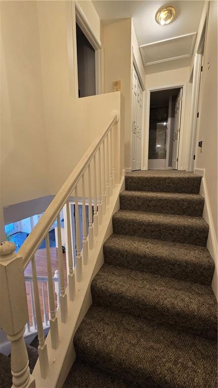 243 Augusta Street Pittsburgh, PA 15211 - Photo 15 of 43 a view of entryway