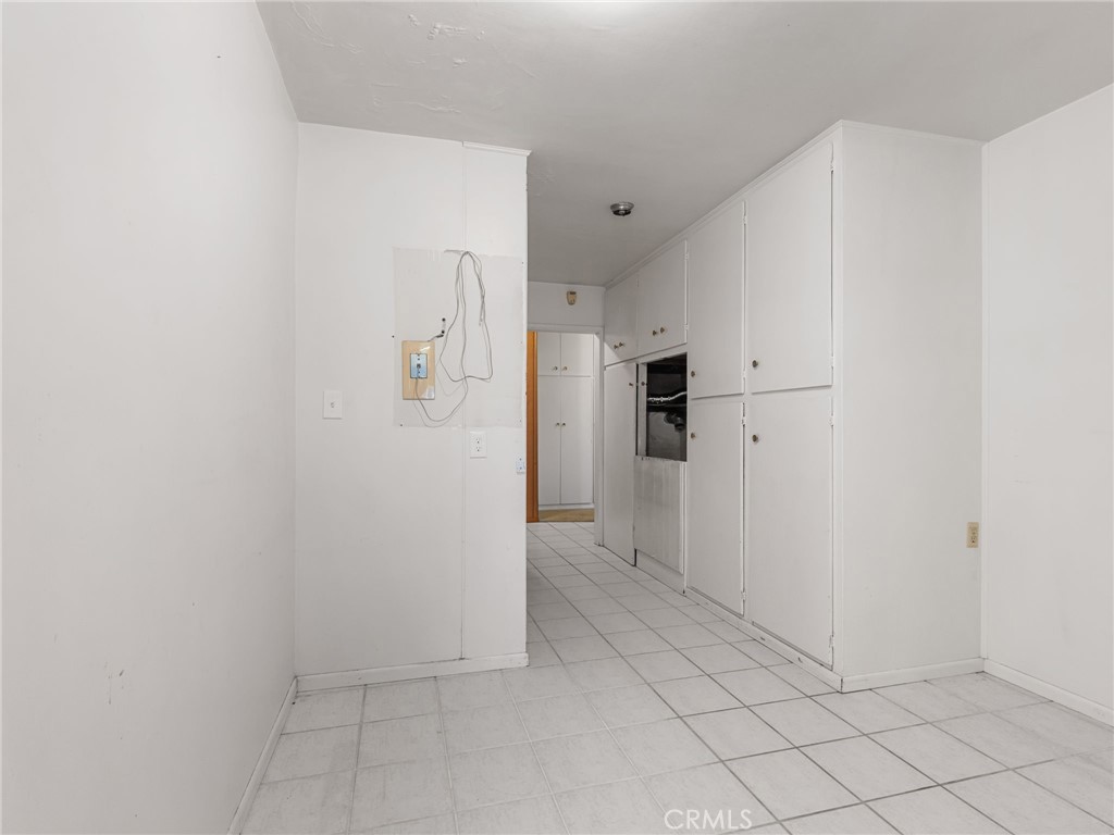 2973 Flanders Road Riverside, CA 92507 - Photo 25 of 55