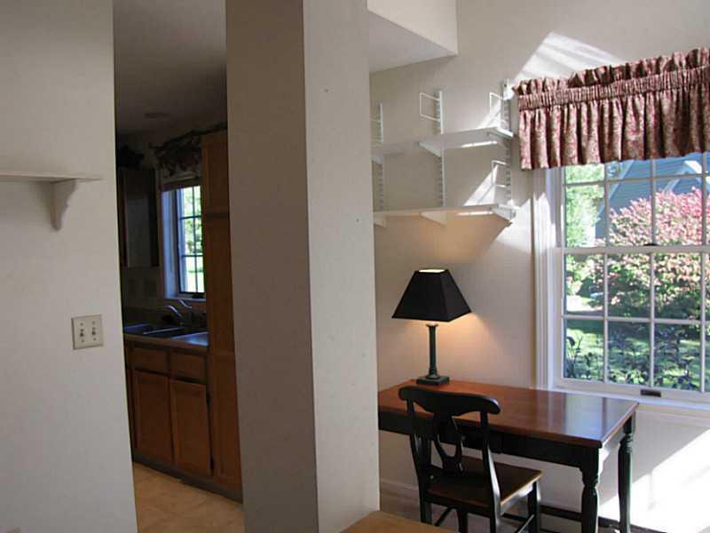 27 Winterberry Court, Unit 27 Cumberland, ME 04021 - Photo 14 of 35 Other. breakfast nook or office