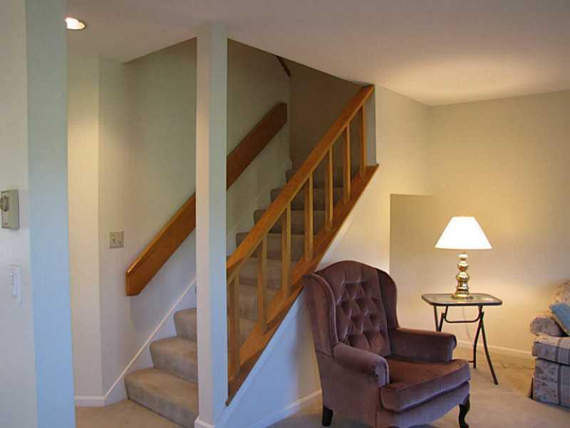 27 Winterberry Court, Unit 27 Cumberland, ME 04021 - Photo 17 of 35 Interior Space/Layout.