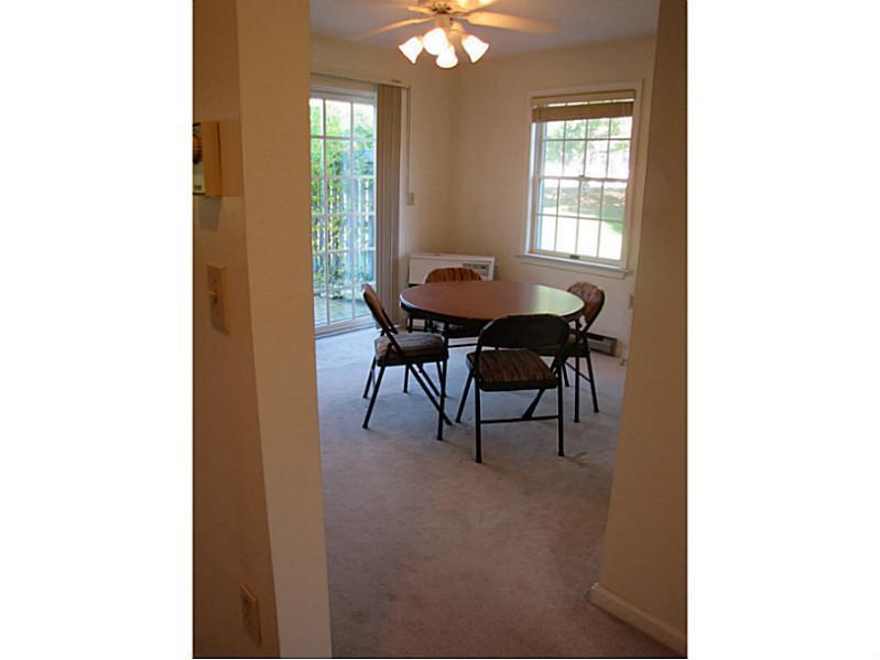 27 Winterberry Court, Unit 27 Cumberland, ME 04021 - Photo 6 of 35 Dining Room.